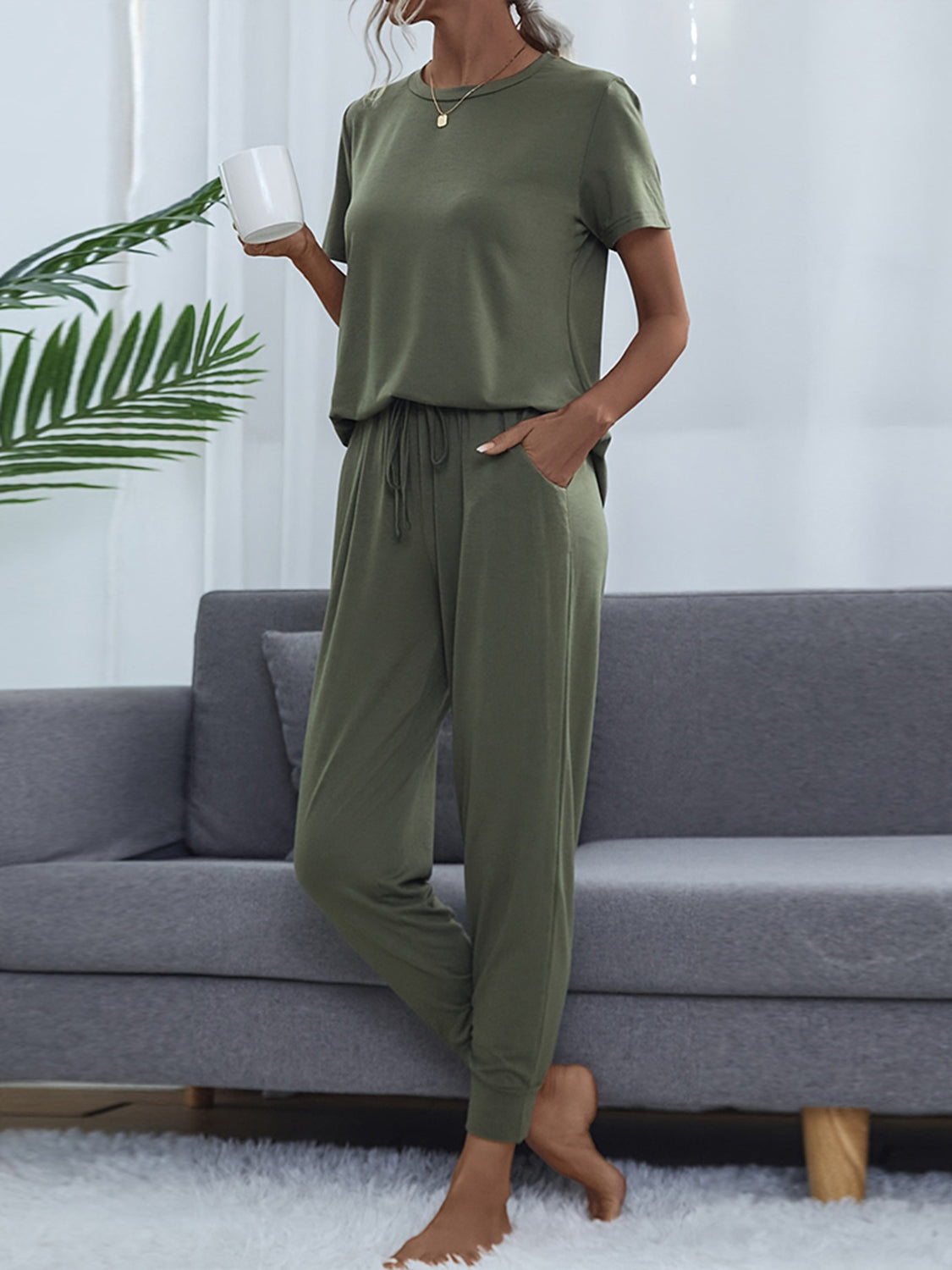 Shiny Round Neck Short Sleeve Top and Pants Set - Permissive - 